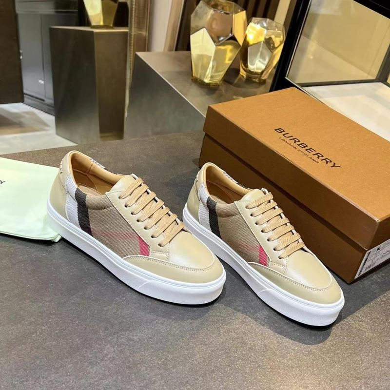 Burberry Low Shoes